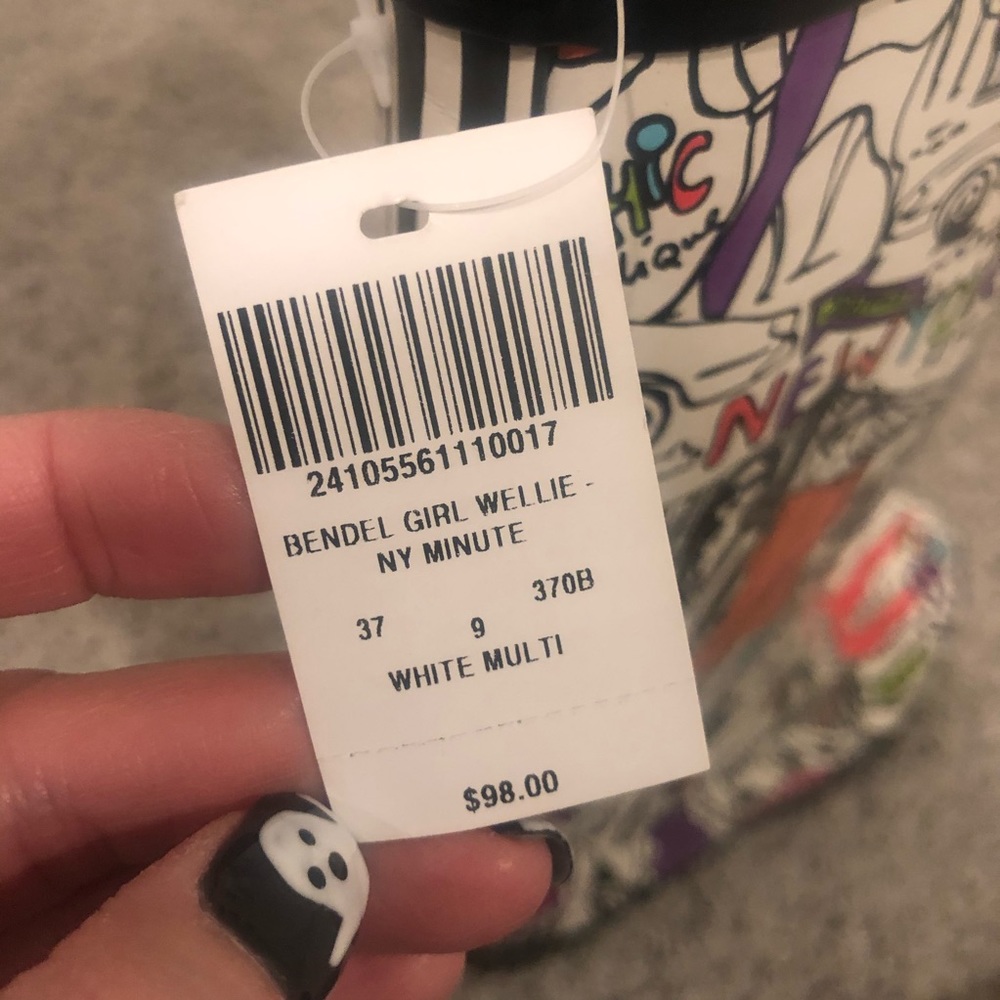 NWT Henri Bendel Wellies- 9 - Picture 9 of 9